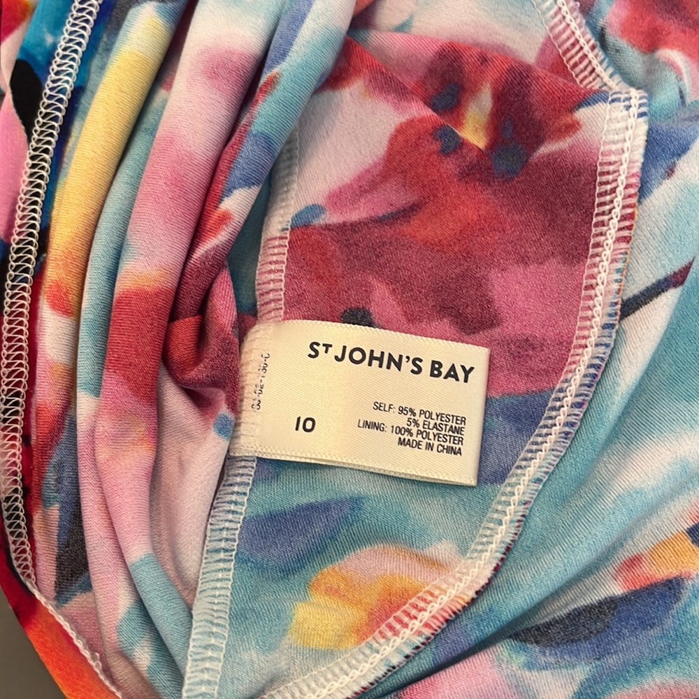 St. John’s Bay  swimsuit top & shorts size 10 - Picture 4 of 12